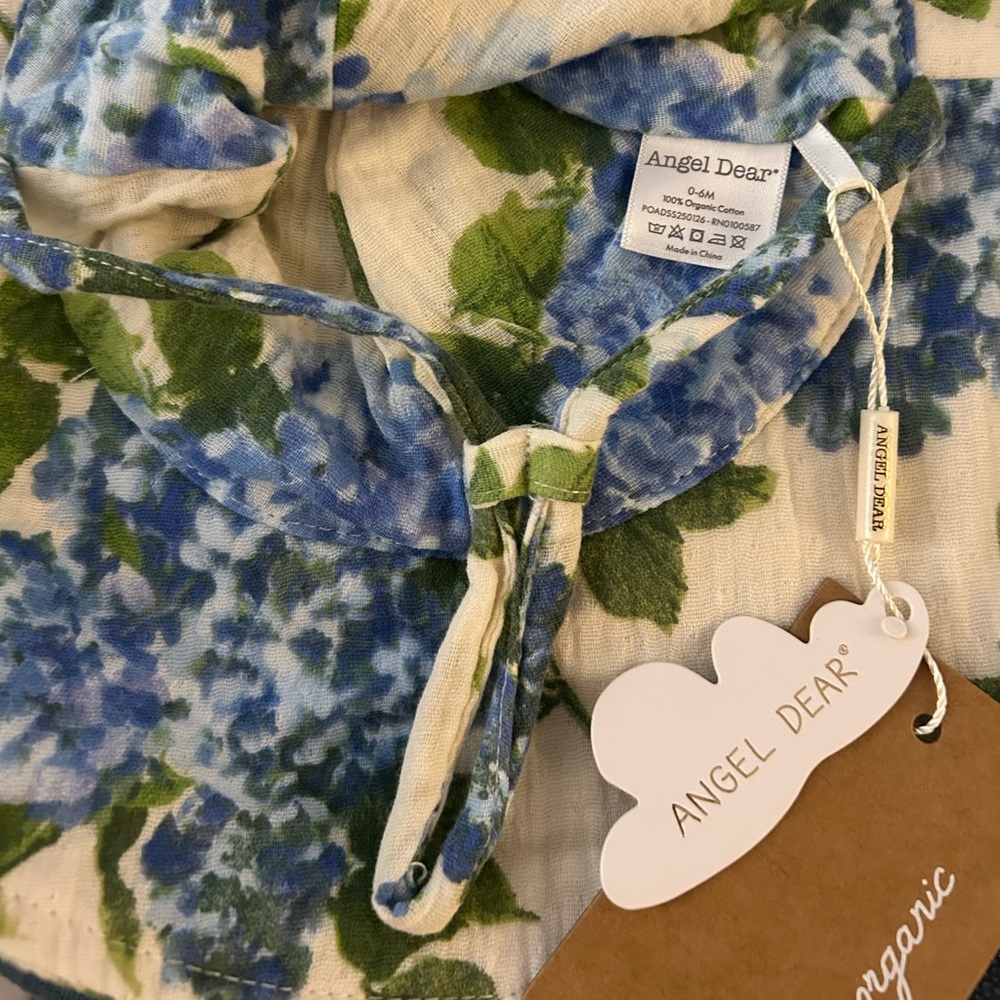 Angel Dear Wide Brim Sunhat in Watercolor Hydrangeas 0-6 months NWT - Picture 4 of 5